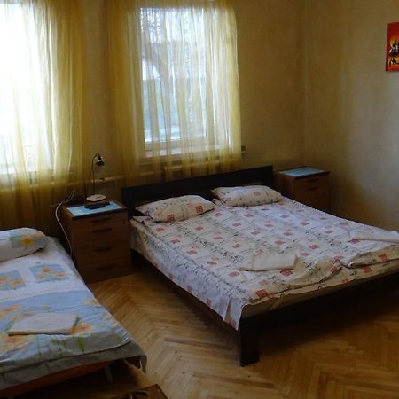 Apartment Near The Central Railway Station 키예프 외부 사진
